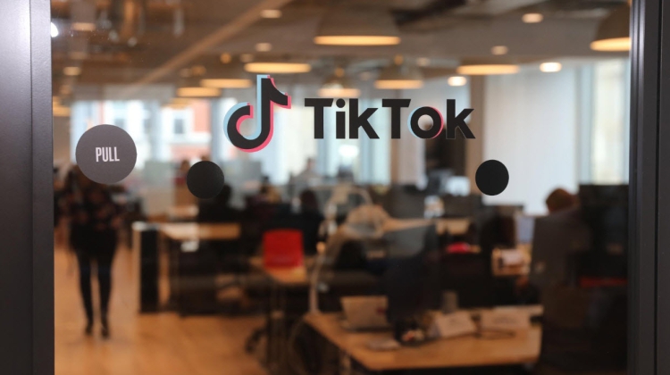 สหราชอาณาจักรแบน TikTok บนอุปกรณ์ของรัฐบาล มีผลทันที